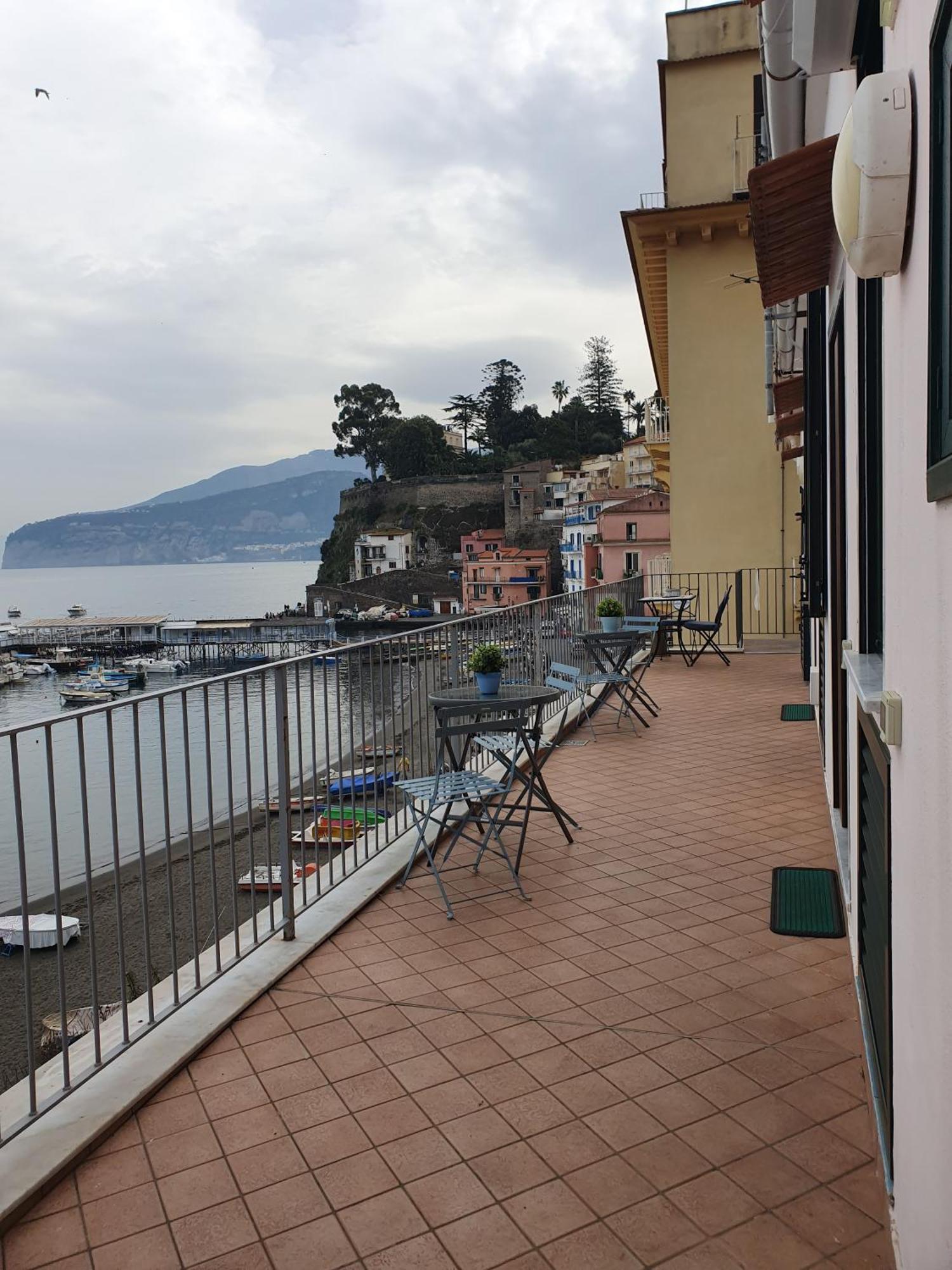 Apartment Sea View Casa Anna Sorrent
